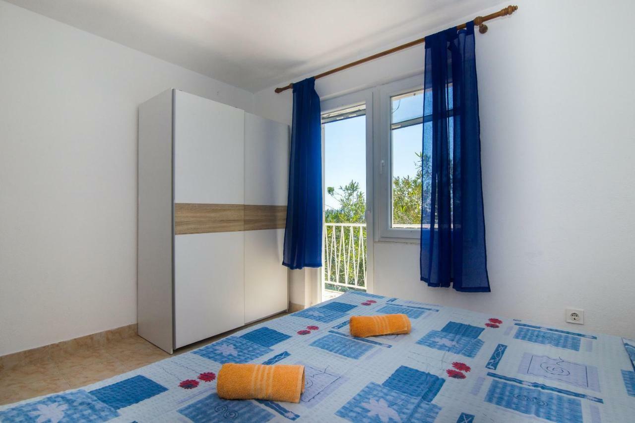 Apartments Robinzon Petar Gdinj المظهر الخارجي الصورة